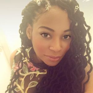 Meet your Posher, Lissa